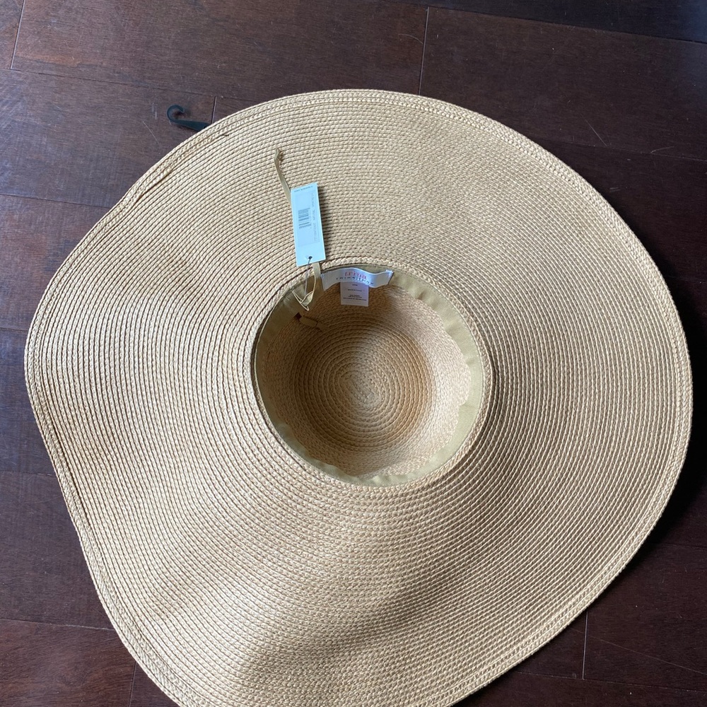 Oversized Straw Trina Turk Hat, Brand New - Picture 6 of 7